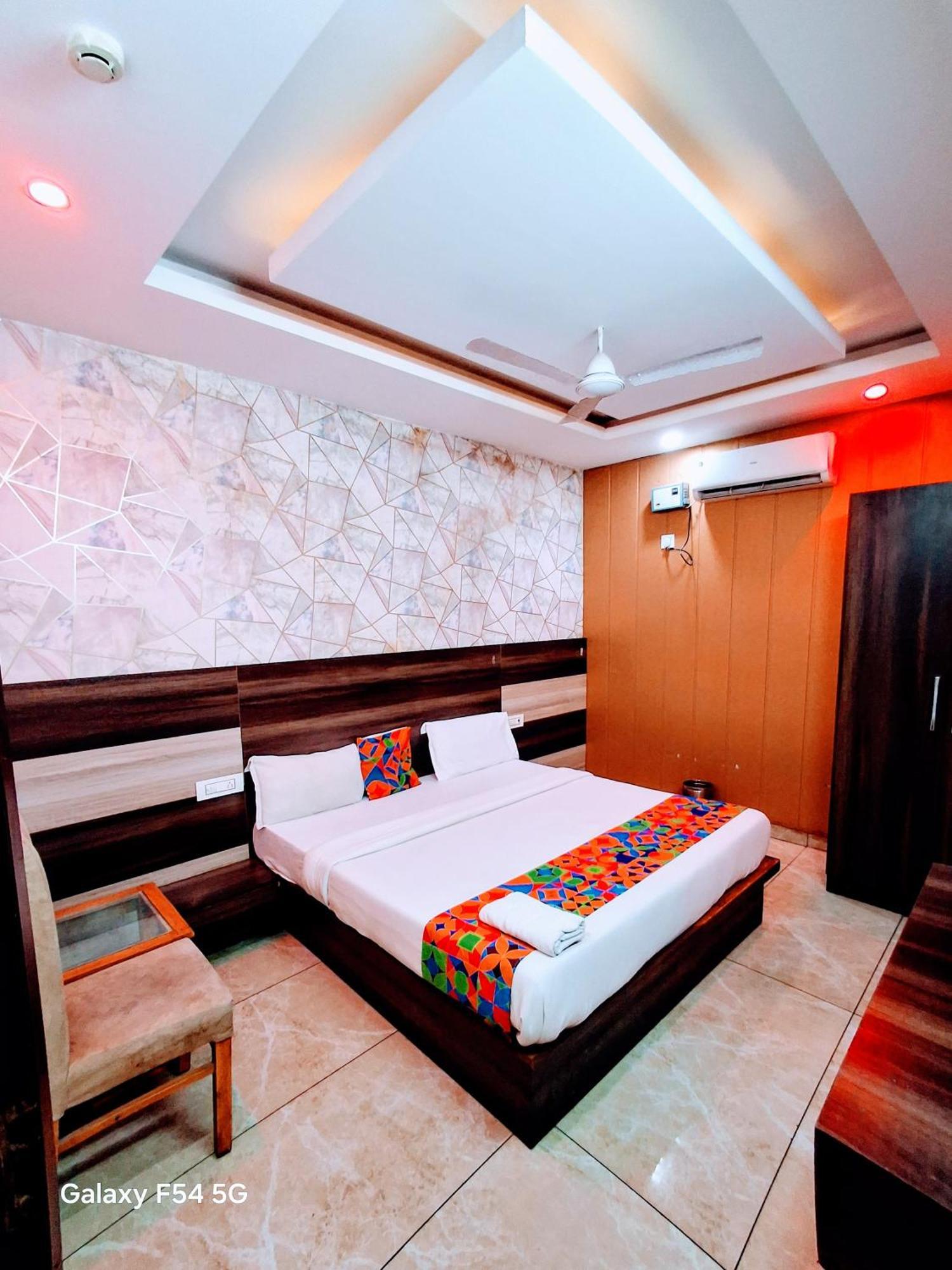 Hotel Welcome Residency Zirakpur Dış mekan fotoğraf