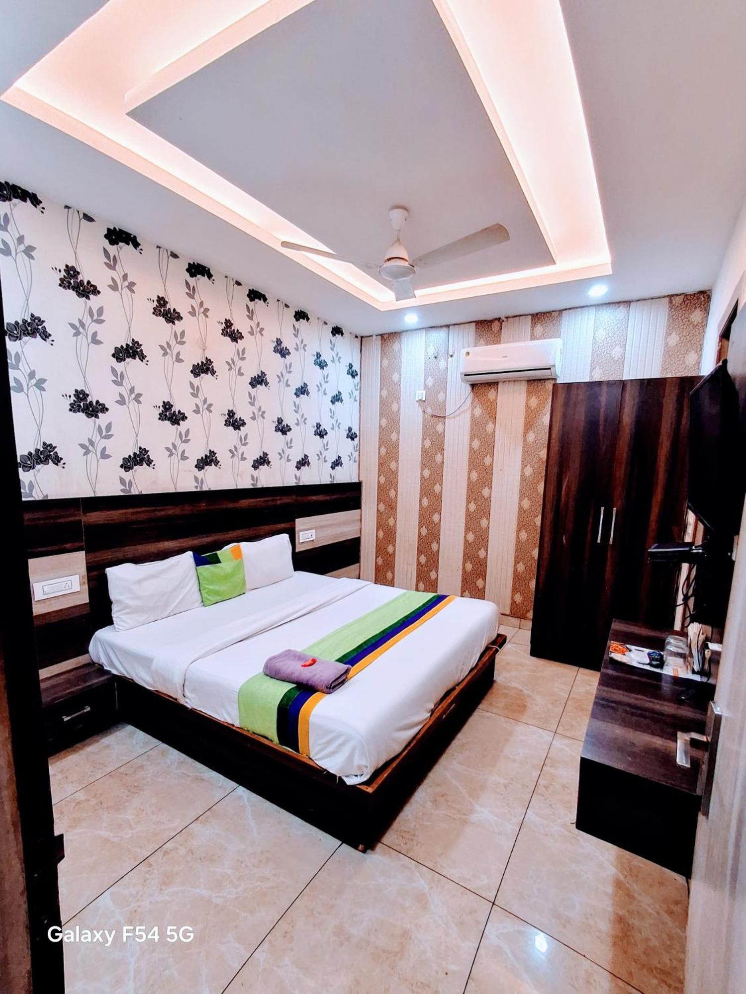 Hotel Welcome Residency Zirakpur Dış mekan fotoğraf